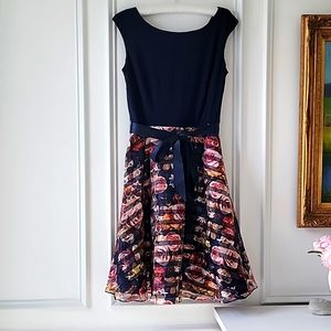 SLNY size 12 women's fit and flare dress in navy/floral.